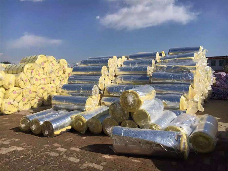 玻璃棉卷毡生产工厂